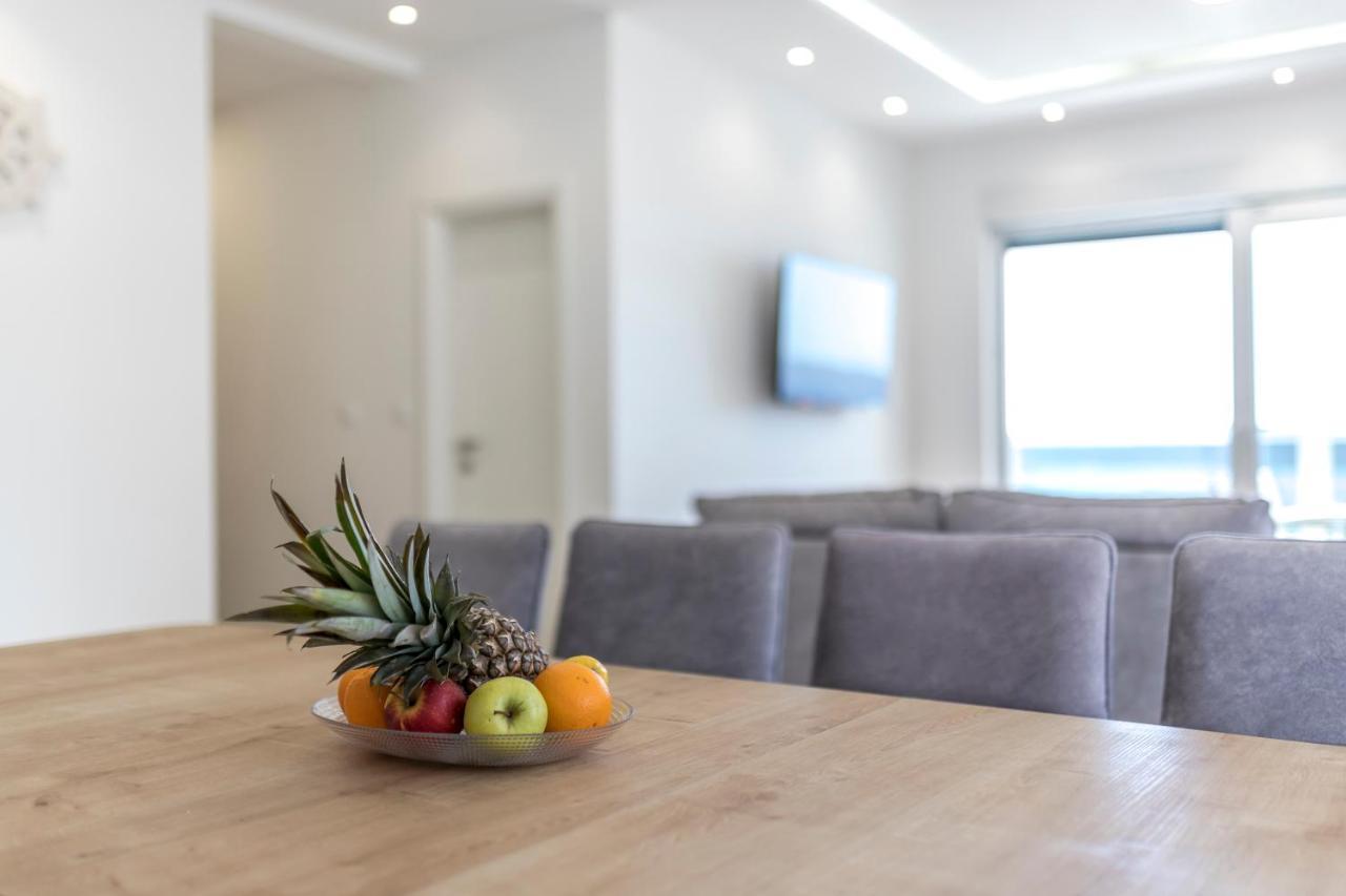 Luxury Villa La Nonna Ana - Heated Pool, Sea View, Near Split Kaštela Buitenkant foto