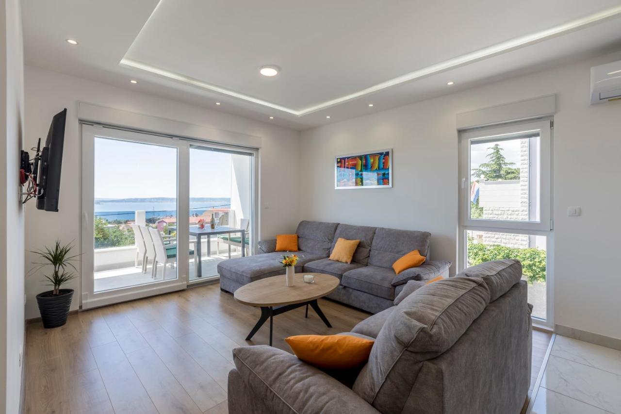 Luxury Villa La Nonna Ana - Heated Pool, Sea View, Near Split Kaštela Buitenkant foto