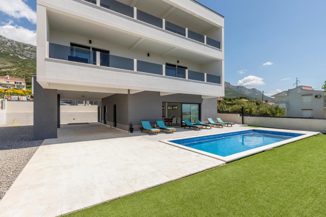 Luxury Villa La Nonna Ana - Heated Pool, Sea View, Near Split Kaštela Buitenkant foto