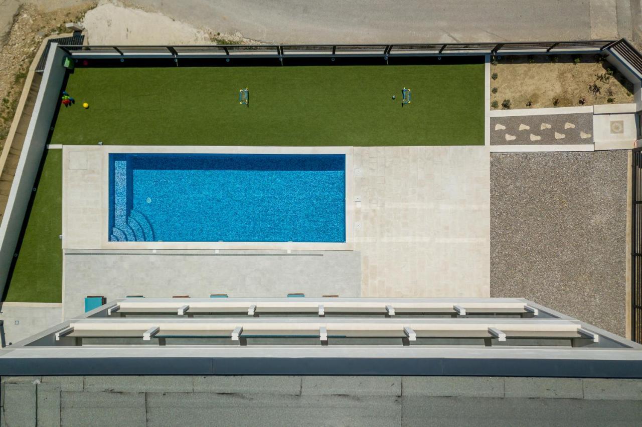 Luxury Villa La Nonna Ana - Heated Pool, Sea View, Near Split Kaštela Buitenkant foto